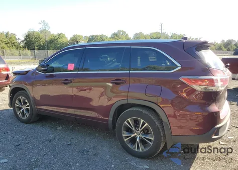 2016 Toyota Highlander Xle z USA, uszkodzony, nr VIN 5TDKKRFH2GS144418